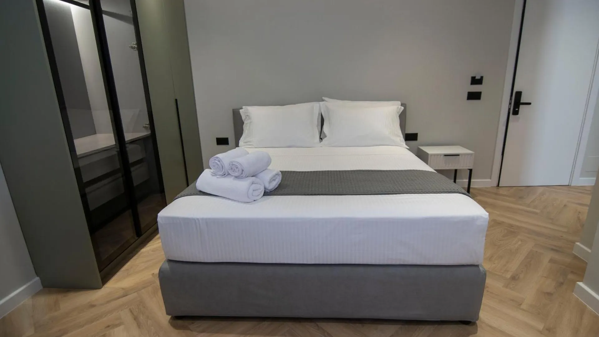 Apartment Mina Luxury Rooms Tirana