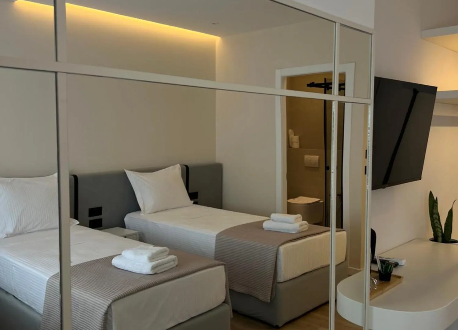 아파트 Mina Luxury Rooms 티라나 알바니아
