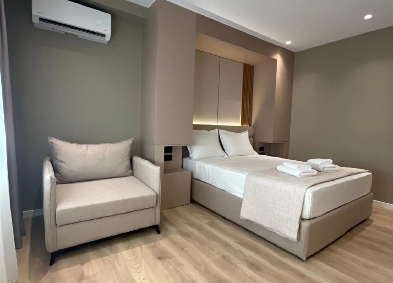 Mina Luxury Rooms 티라나 알바니아