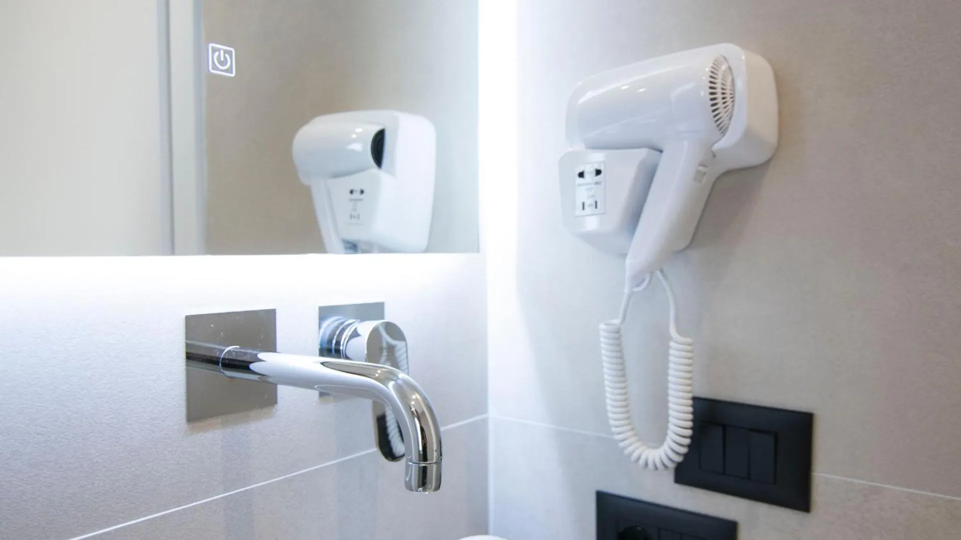 Mina Luxury Rooms Tirana Apartment